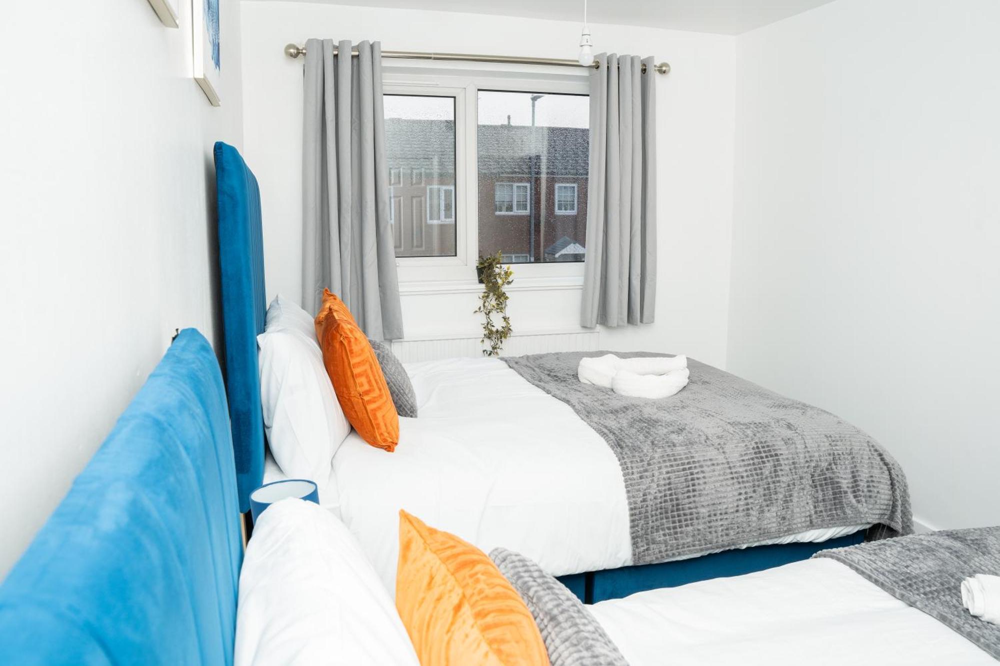 Villa Stylish 3 Bed House With Free Parking Leeds  Exterior foto
