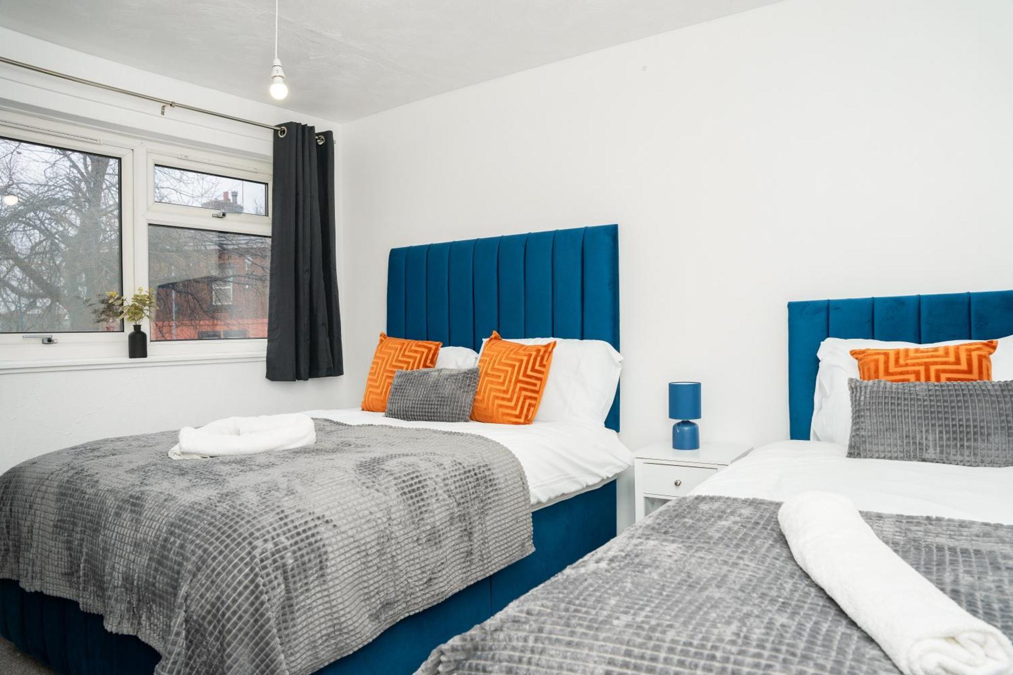 Villa Stylish 3 Bed House With Free Parking Leeds  Exterior foto